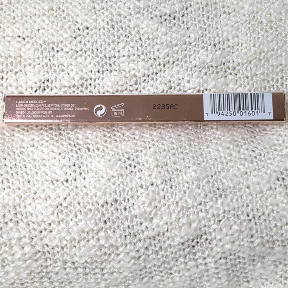 laura mercier RoseGlow Caviar Stick Eye Shadow in Forbidden Rose, 1.64g/…